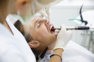 How Should You Treat Gum Disease?